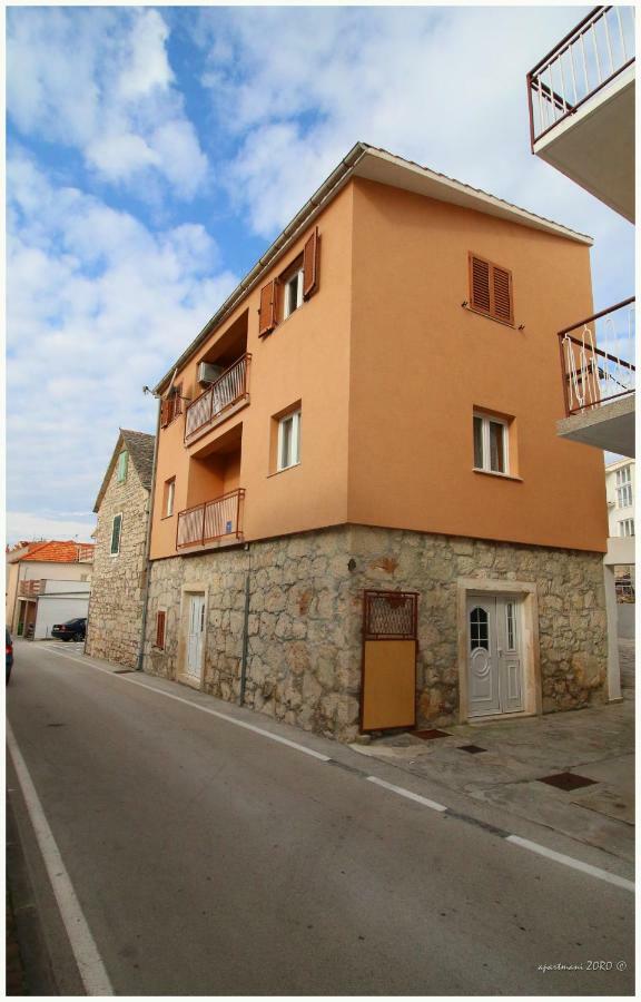 Apartments Zoro Primošten Exteriör bild
